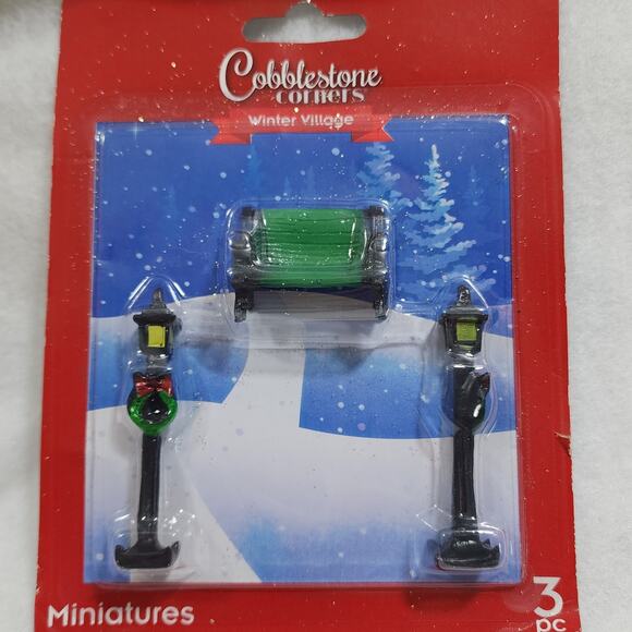 COBBLESTONE Corners Winter Village Miniature Christmas Figurines 11pcs Landscape - Picture 4 of 8